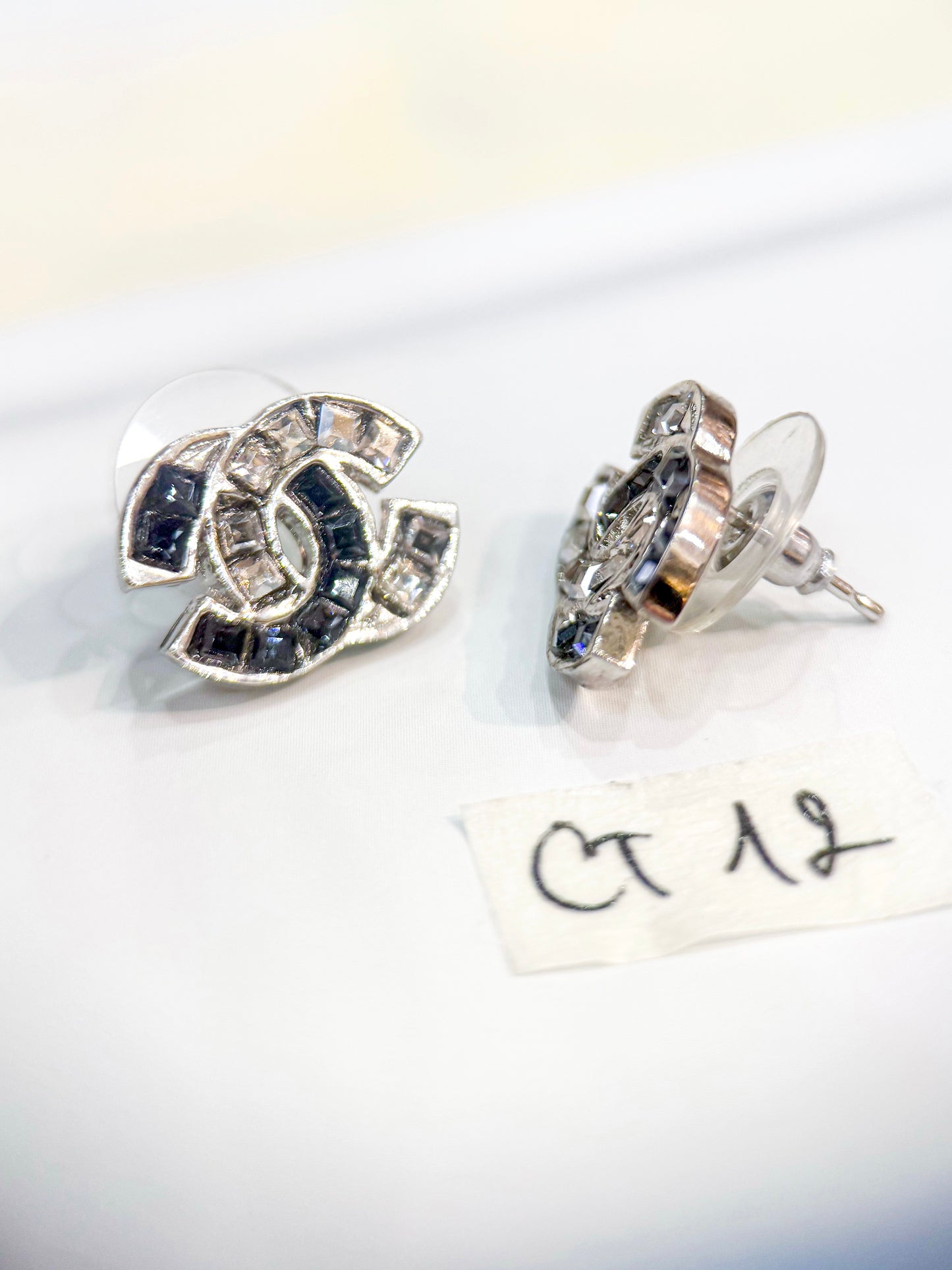 Khuyên Tai Chanel Used CT12