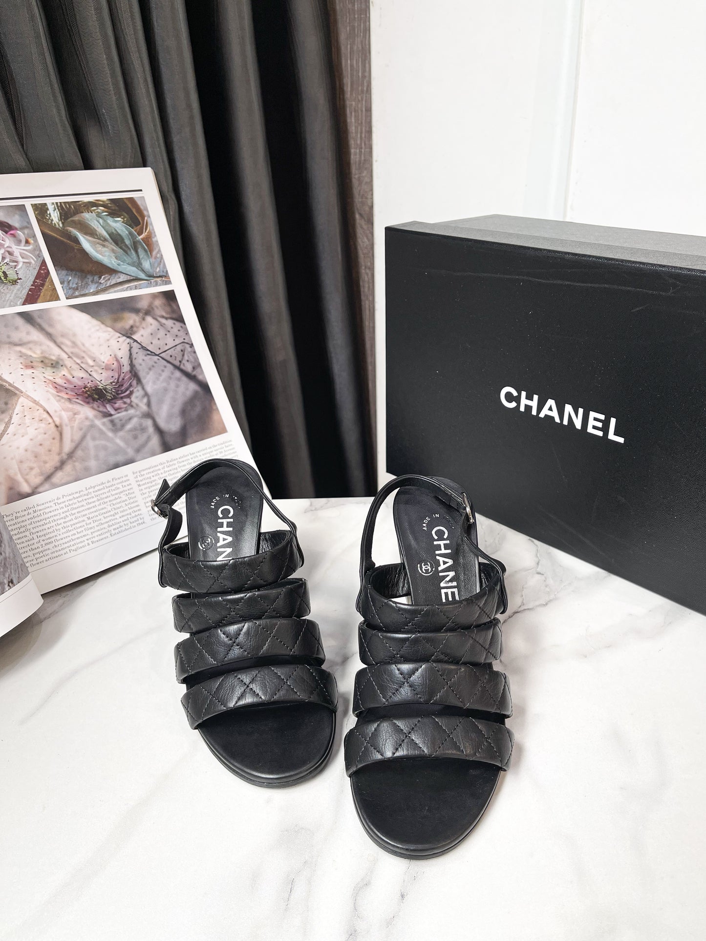 Sandal Chanel Size 35.5c