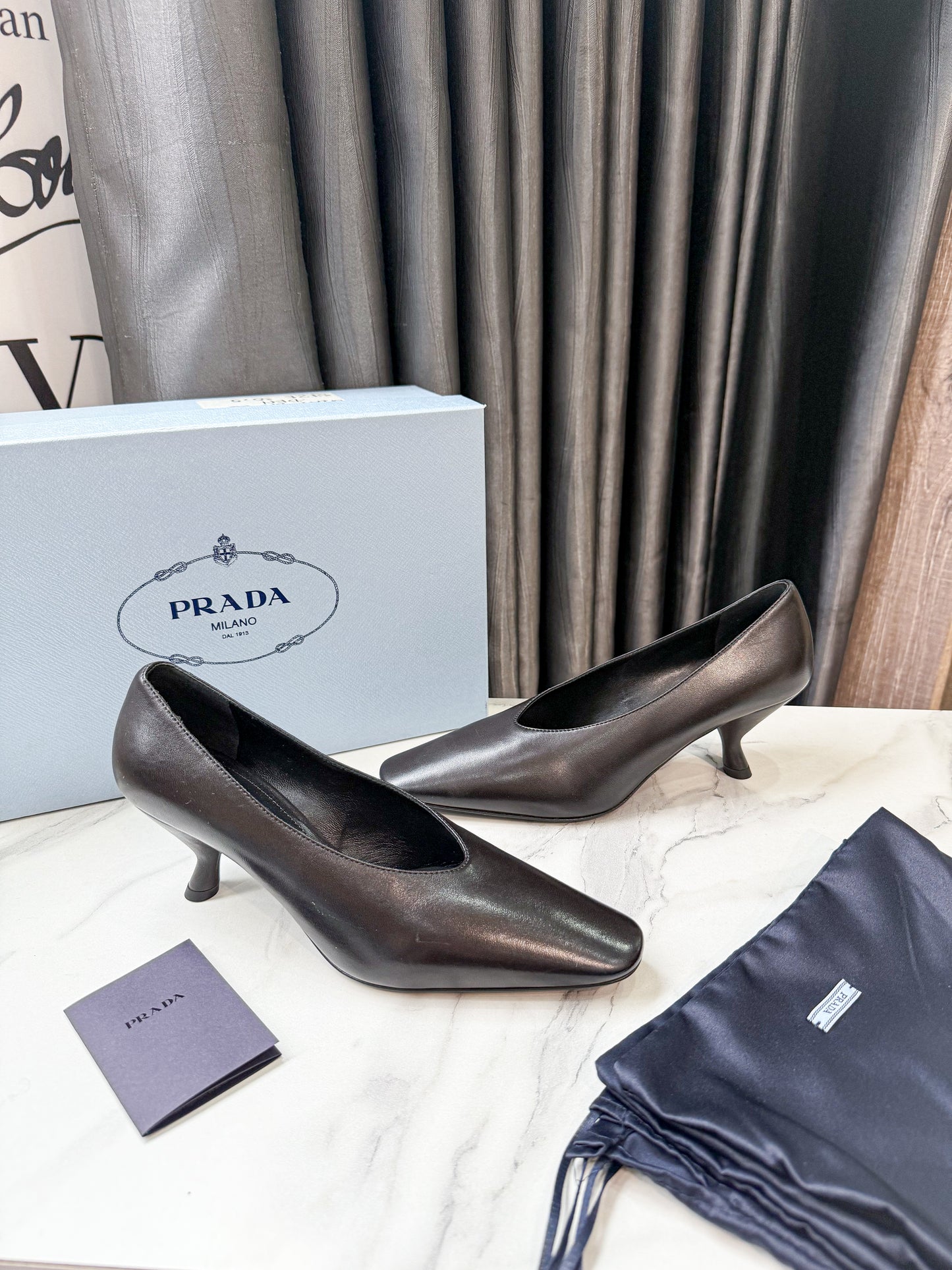 Giày Prada New Đen Size 35.5