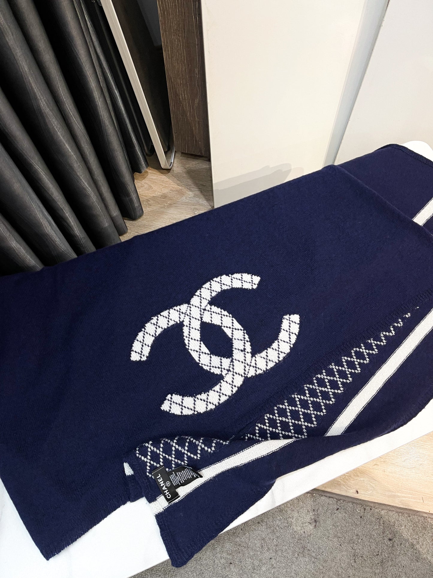 Khăn Chanel Cashmere Xanh