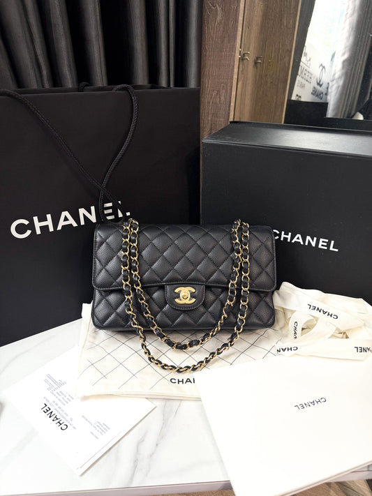 Chanel Classic M Caviar New