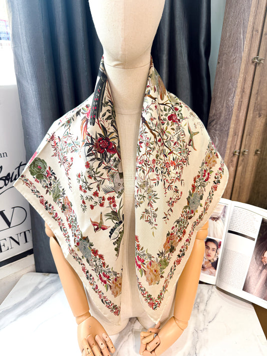 Khăn Lụa Dior Hoạ Tiết Khổ 90x90