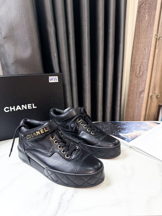 Giày Chanel Đen Quai Logo Size 36 GD35
