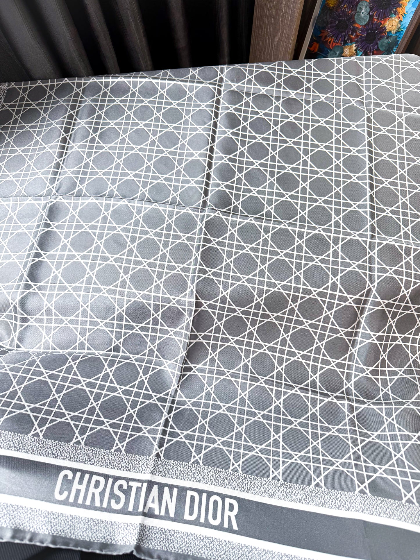 Khăn Dior Lụa New Grey 90x90 23/9