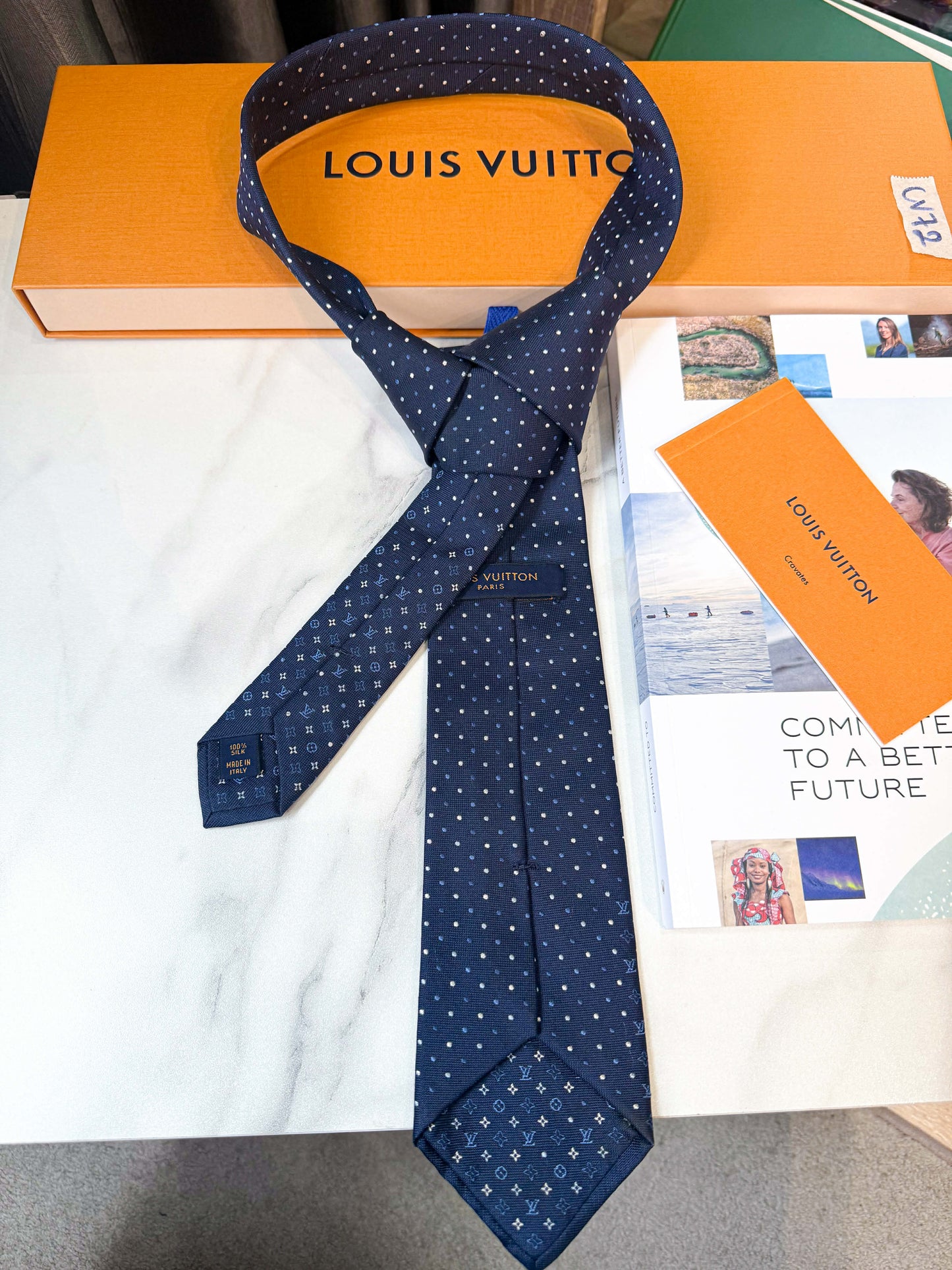Cà Vạt LV New CV72