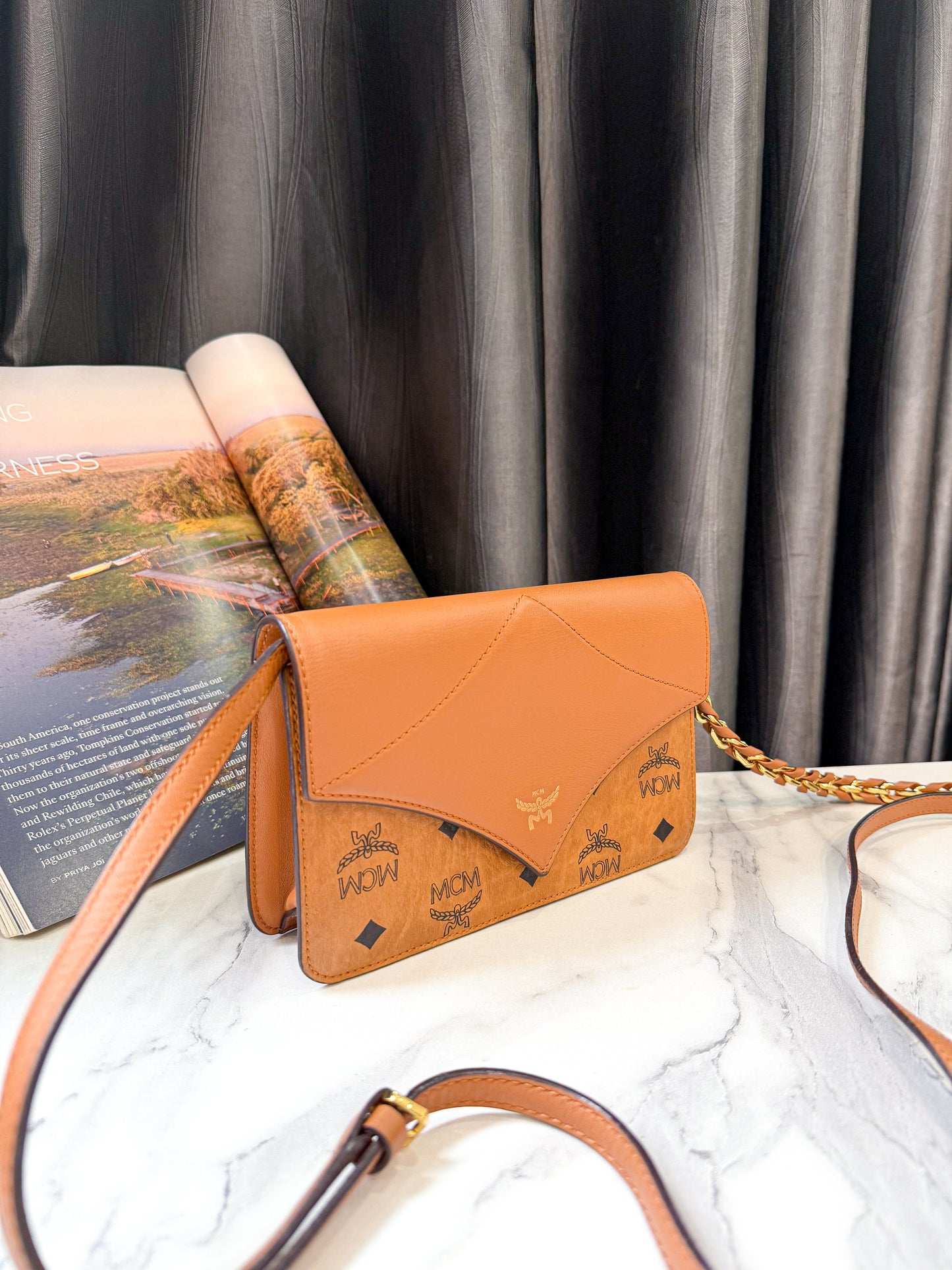 Túi Chéo MCM Nâu