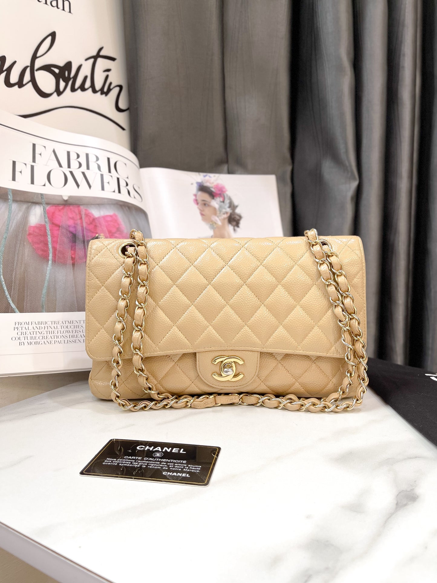 Chanel Classic M Begie