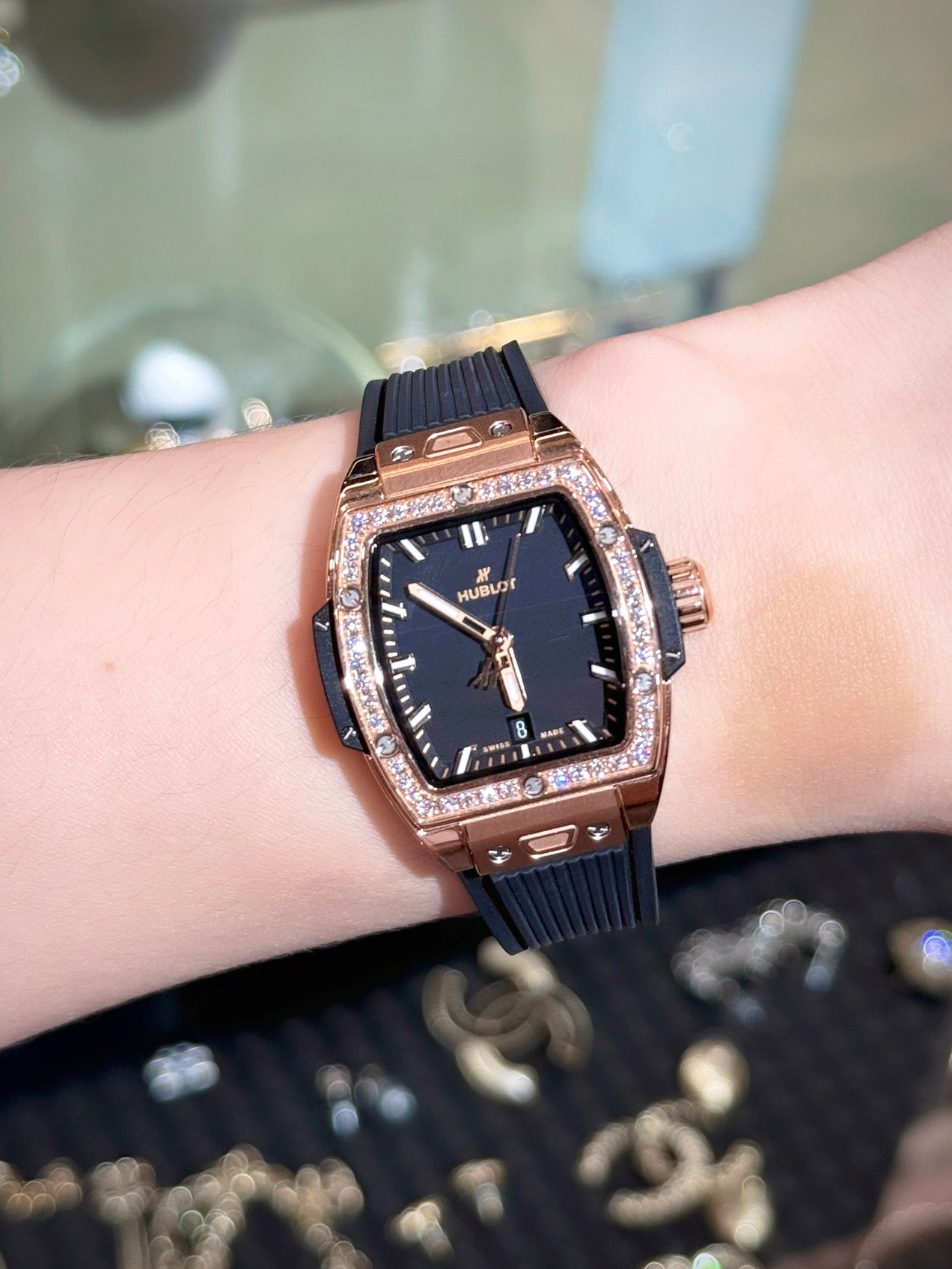 Đồng Hồ Hublot Spirit Of Bigbang Rose Gold Diamond Benzel size 32mm