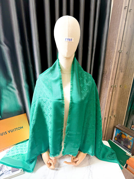 Khăn LV Xanh KH48 21/11