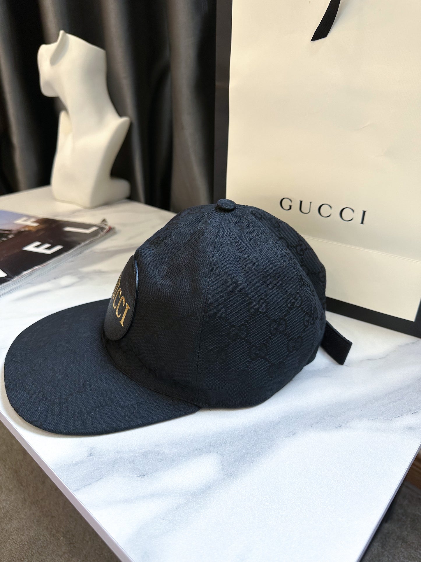 Mũ Lưỡi Trai Gucci