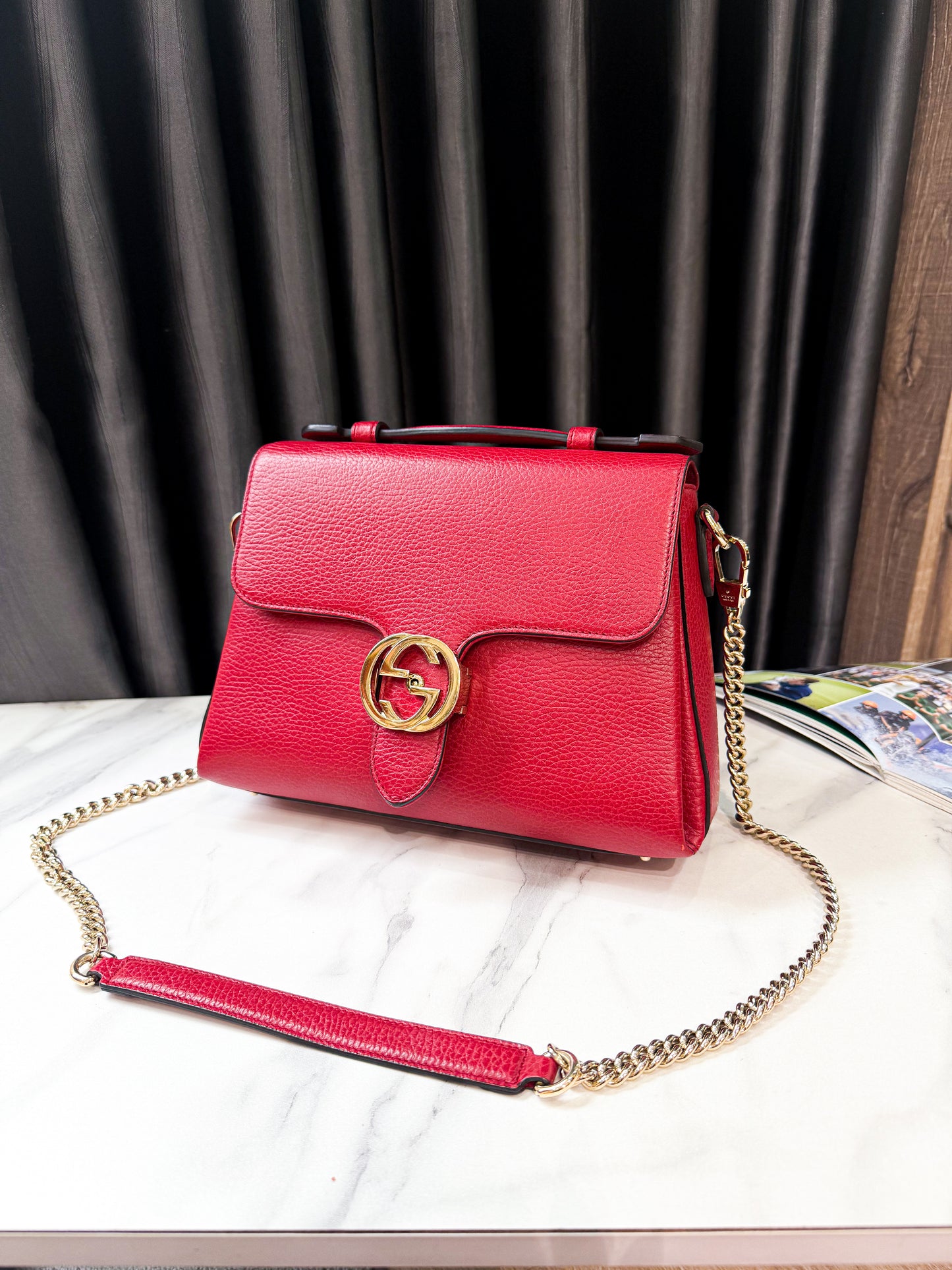 A A Gucci Interlocking Đỏ