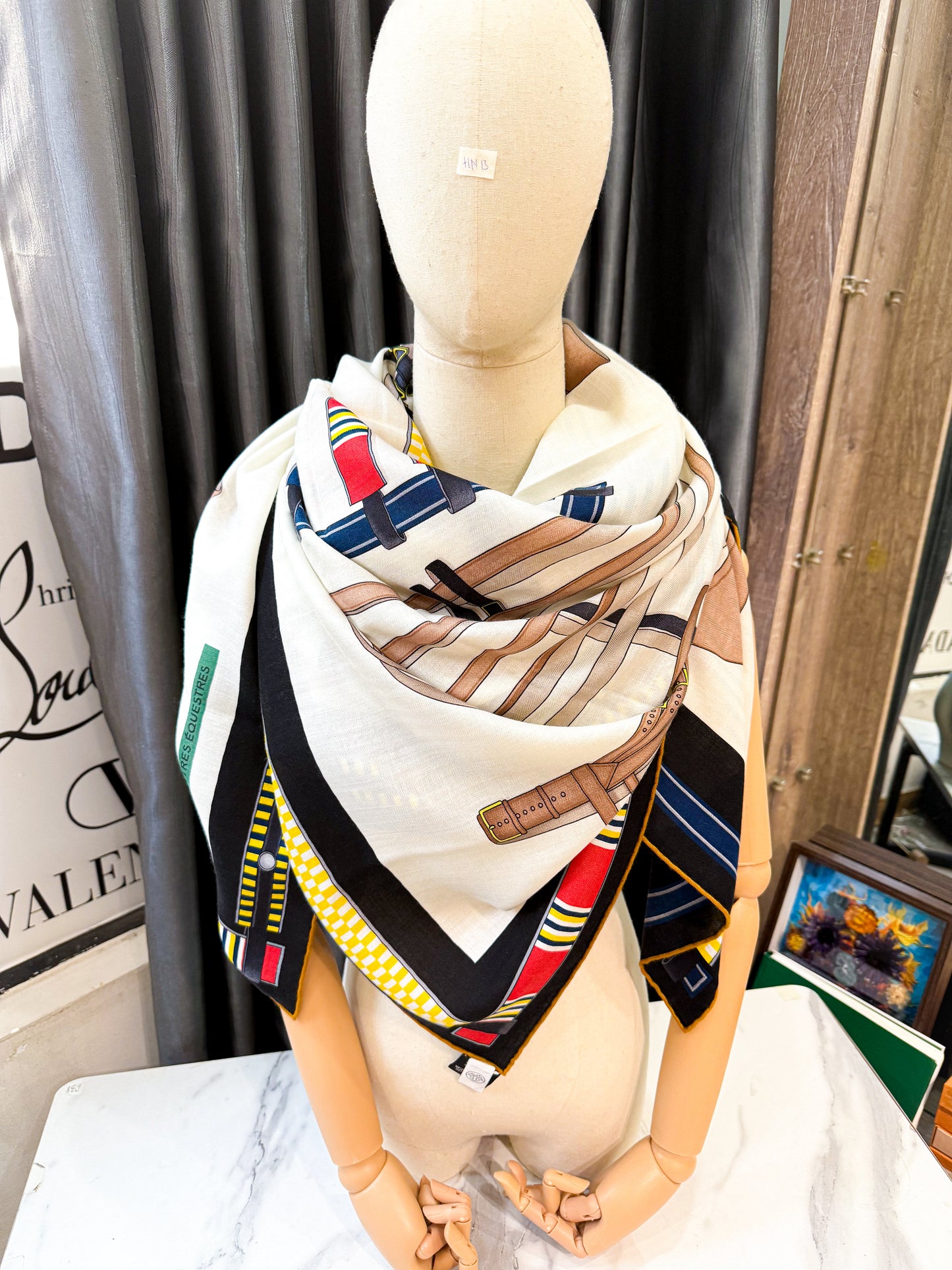 Khăn Cashmere Hermes New Khổ 140x140 HN13 25/10