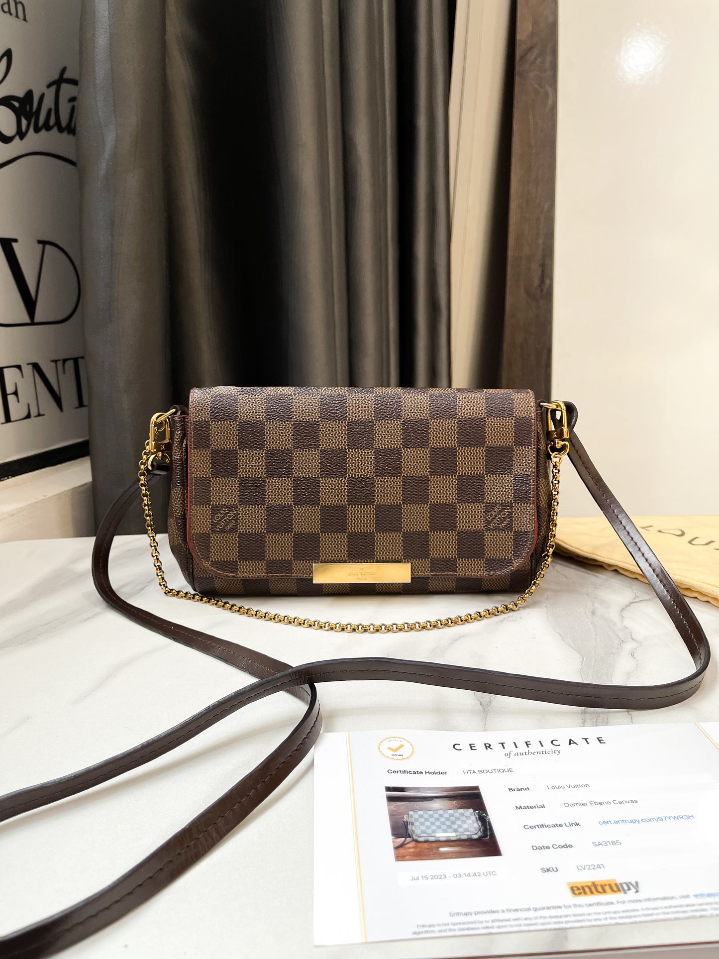 LV FVR Damier PM