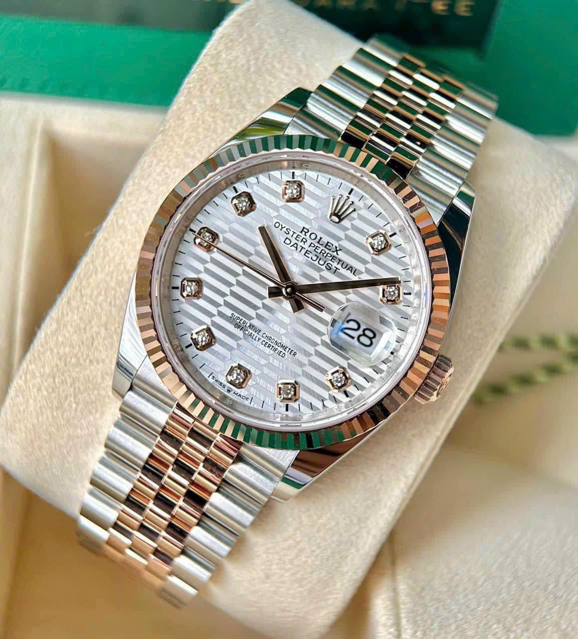 Đồng Hồ Rolex Datejust 126231 Mặt xếp gạch