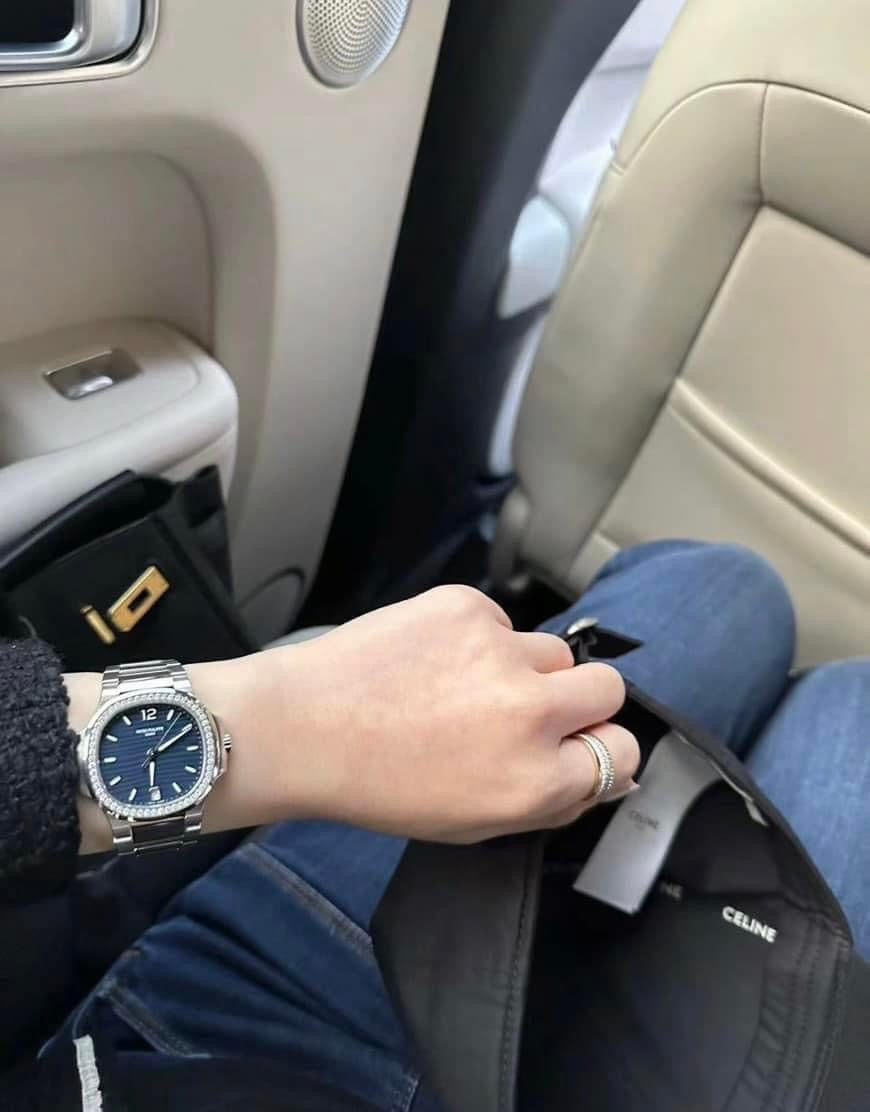 Đồng Hồ Patek Philippe Nautilus 7118/1200A Blue