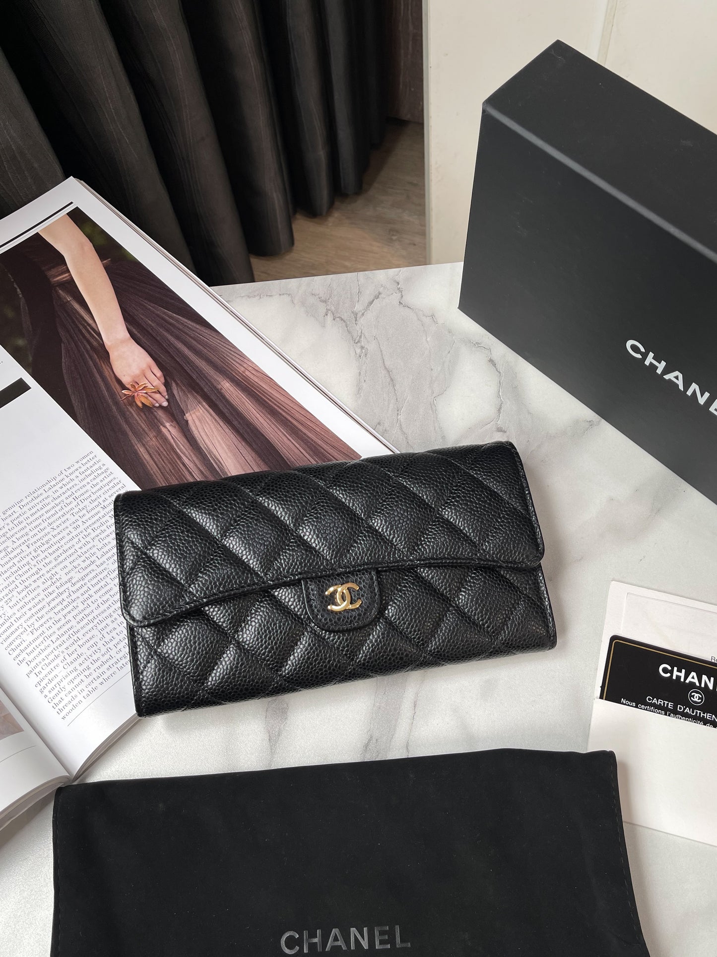 Chanel Ví Gấp Dài Classic