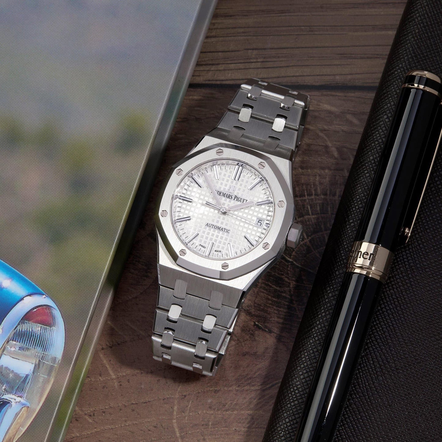 Đồng Hồ Audemars Piguet Royal Oak 15450ST White Dial 37mm