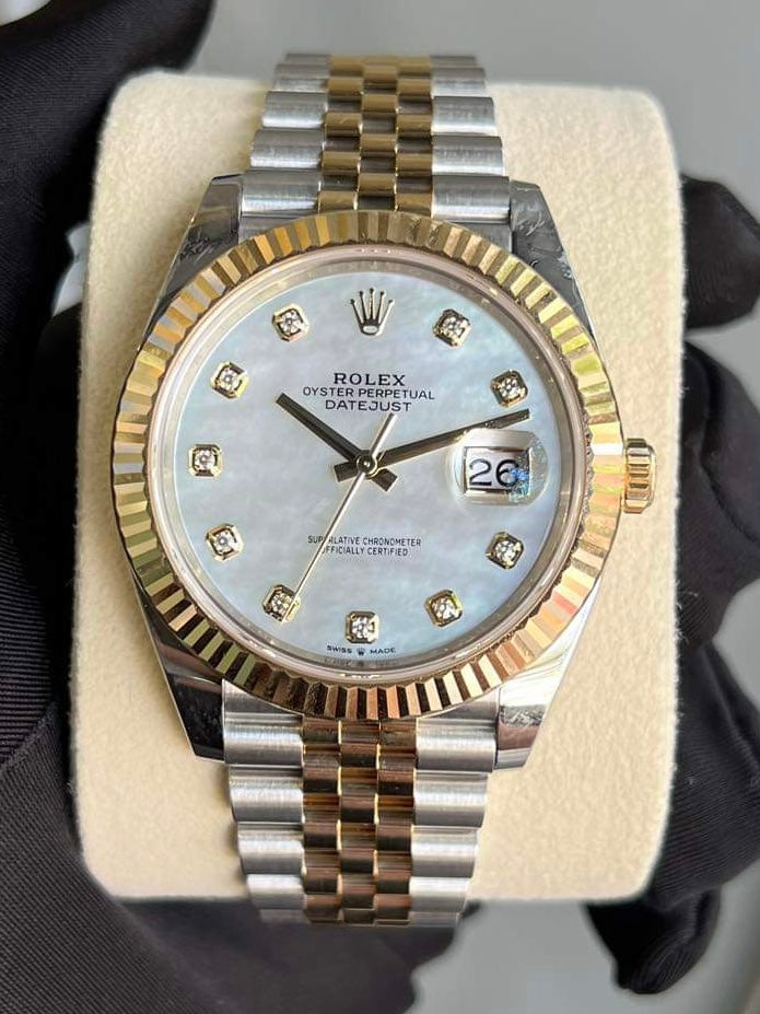 Đồng Hồ Rolex DateJust 126333 MOP