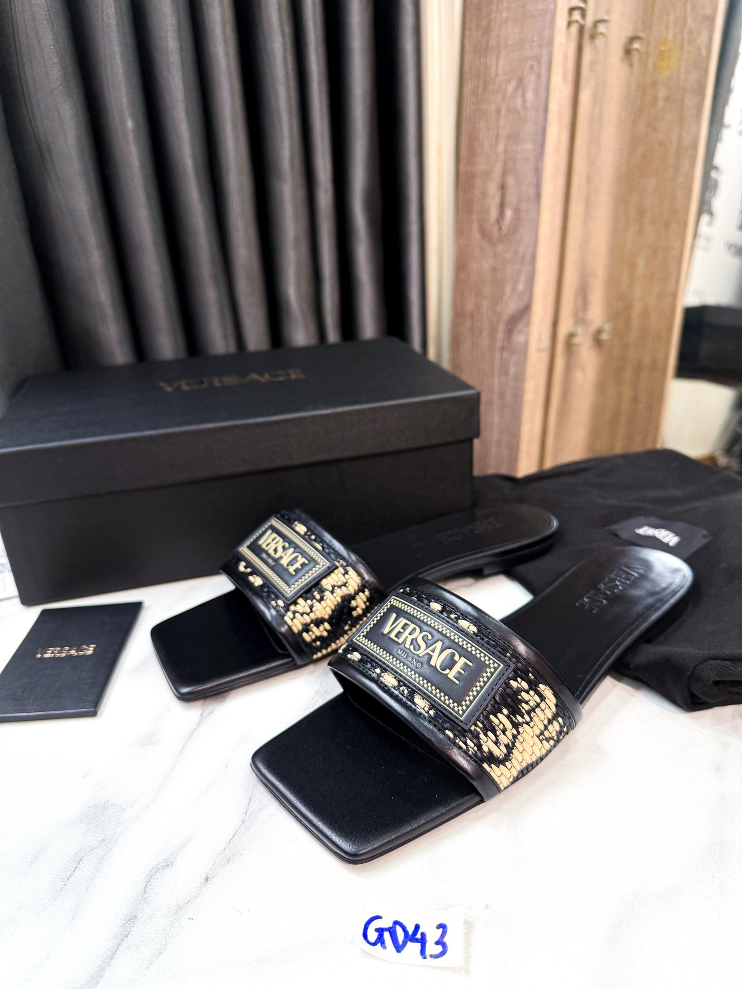 Dép Versace New Size 38 GD43