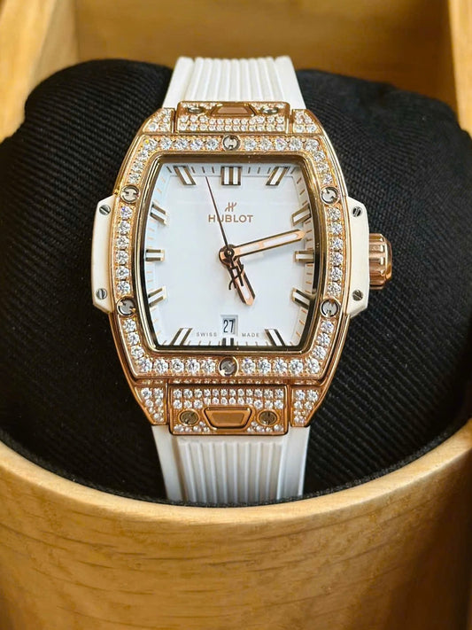 Đồng Hồ Hublot Spirit Of Bigbang King Gold White Pave 32mm