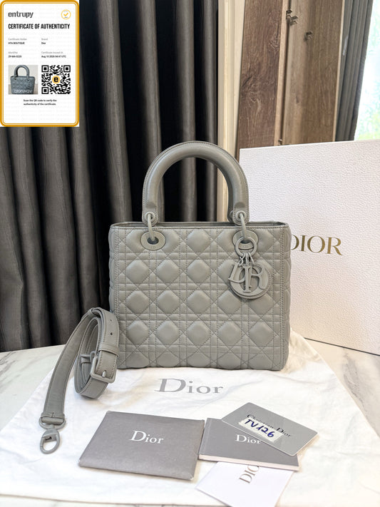 A A Dior Lady M Grey TV126