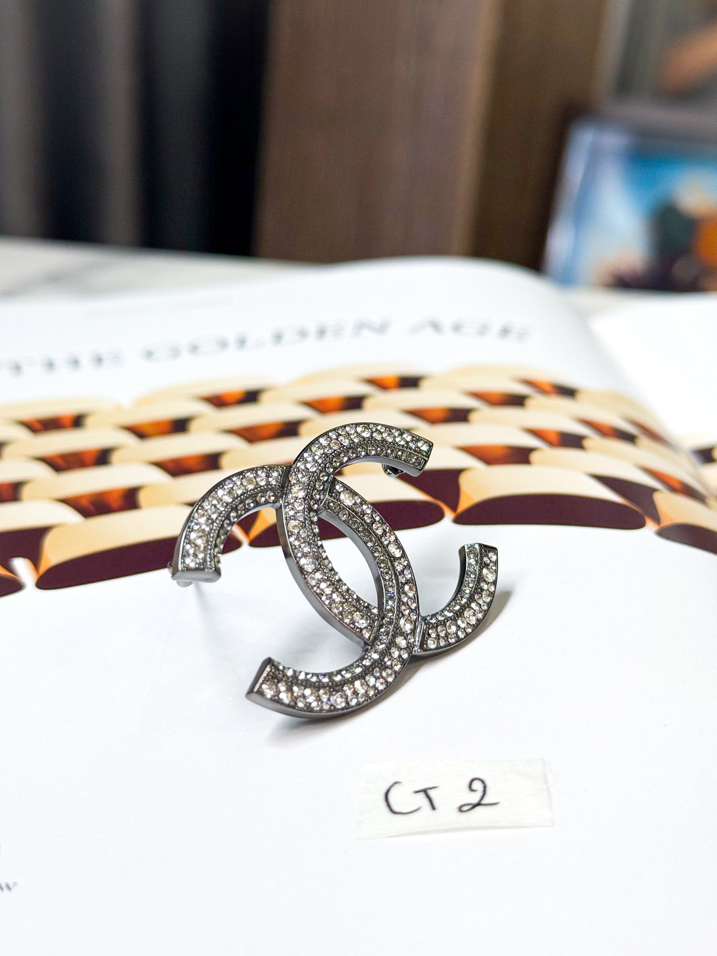 Cài Áo Chanel CT2