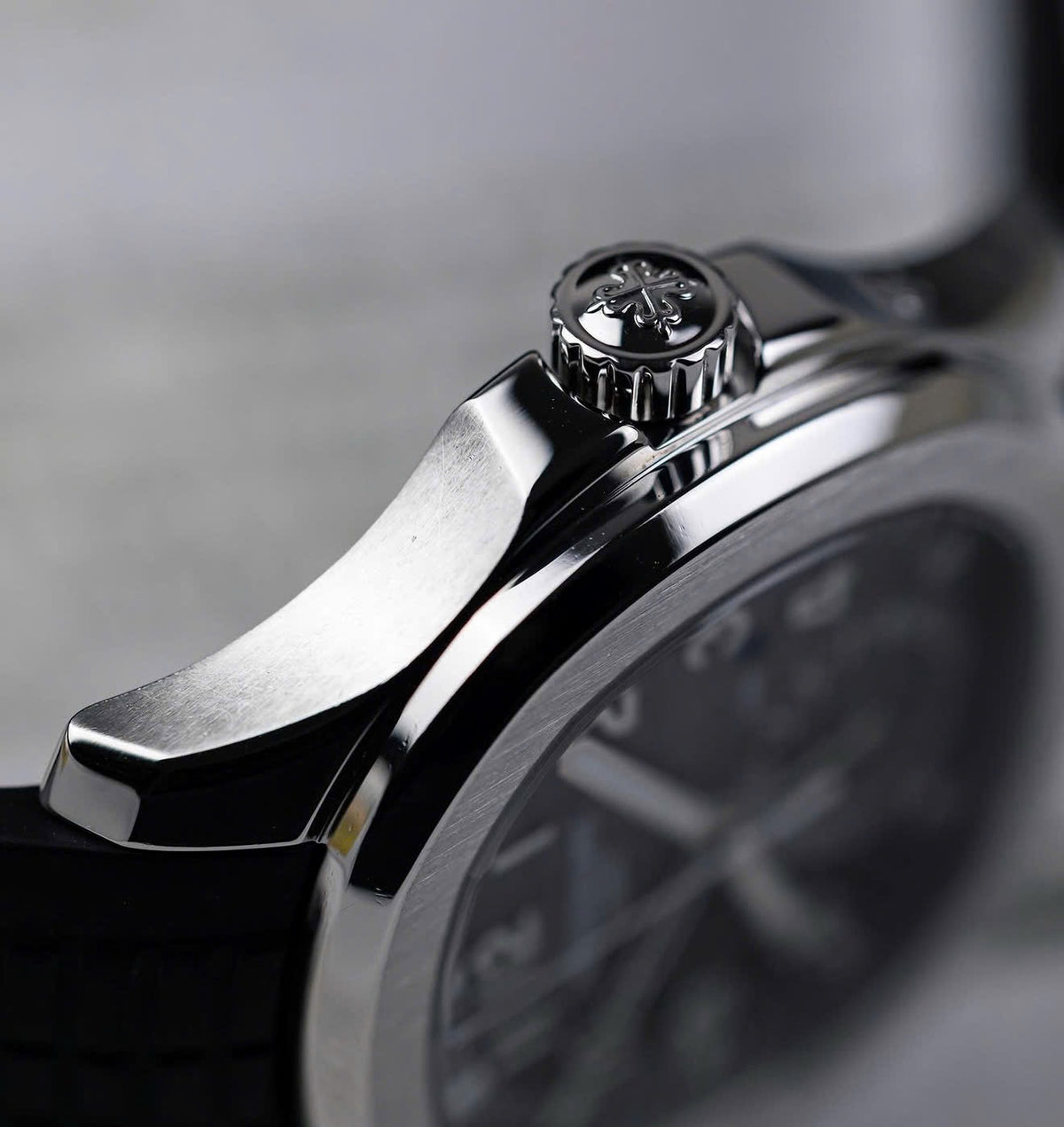 Đồng Hồ Patek Philippe Aquanaut 5164A Travel Time
