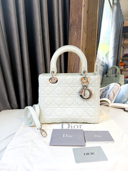 A A Dior Lady M