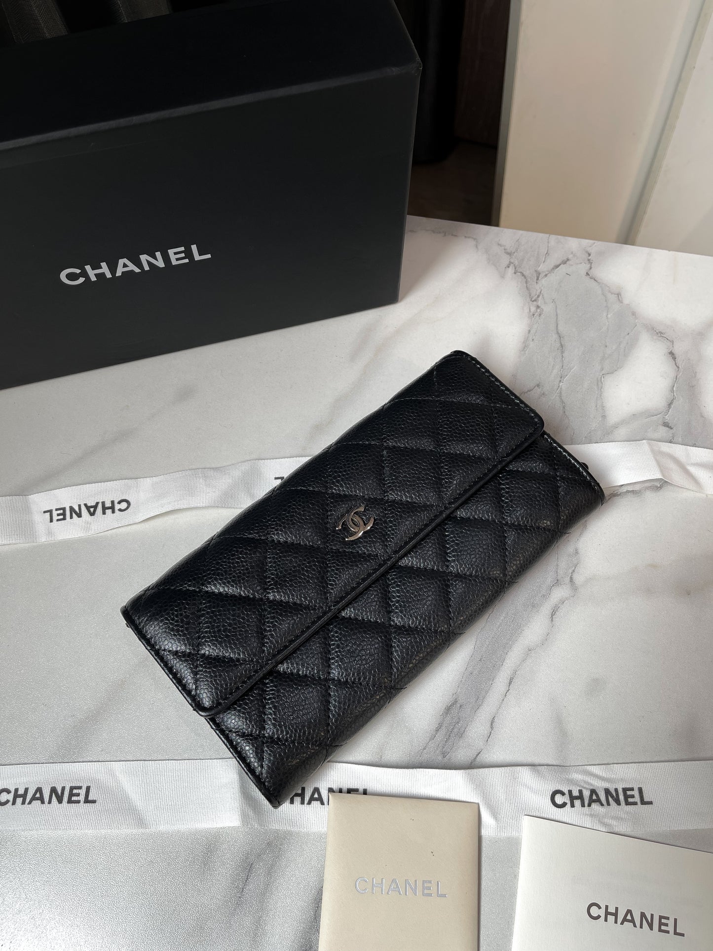 Ví Gấp Chanel Caviar Đen