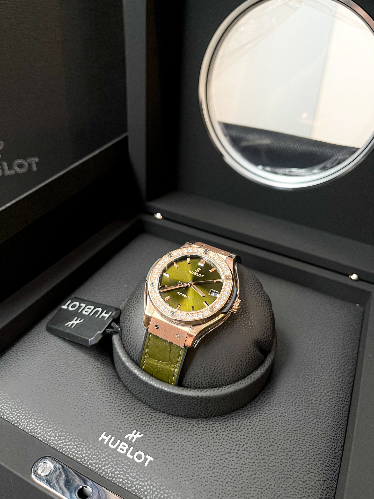 Đồng Hồ Hublot Classic Fusion KingGold Green size 38mm