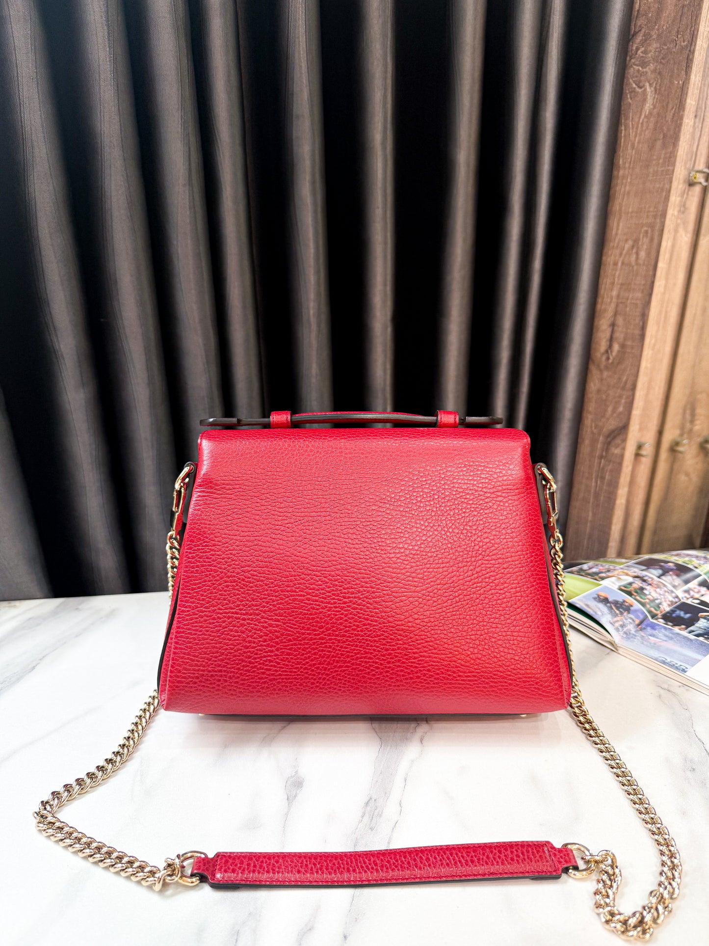 A A Gucci Interlocking Đỏ