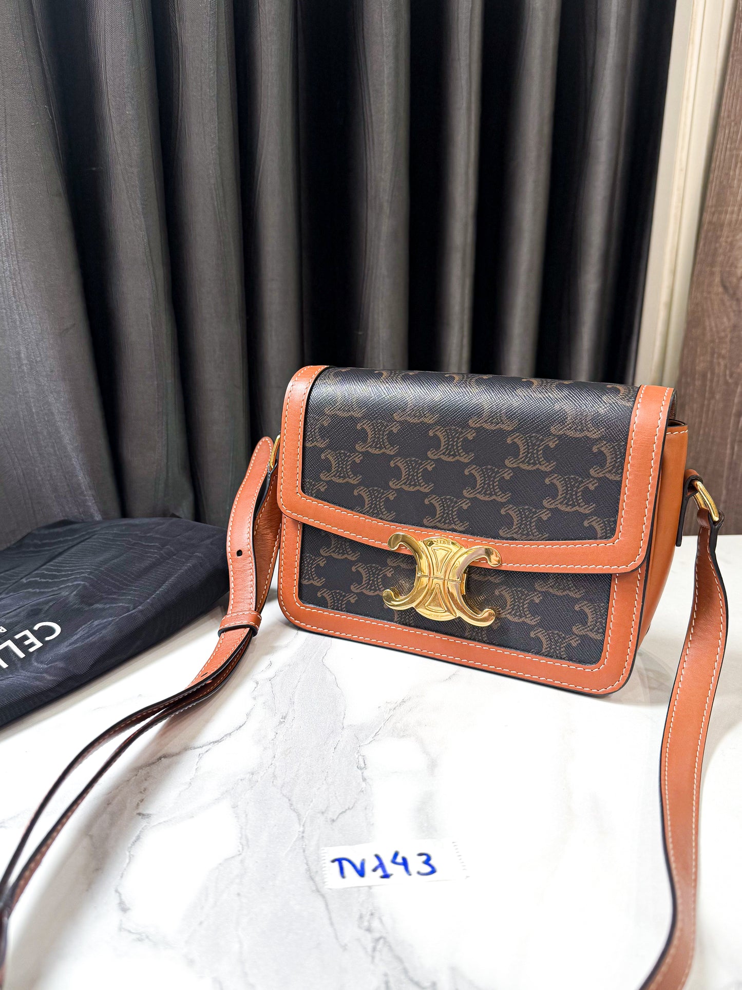 A A Celine Teen TV143