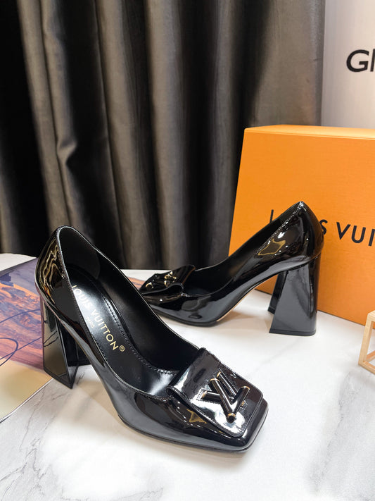 LV-Lackleder-High-Heels