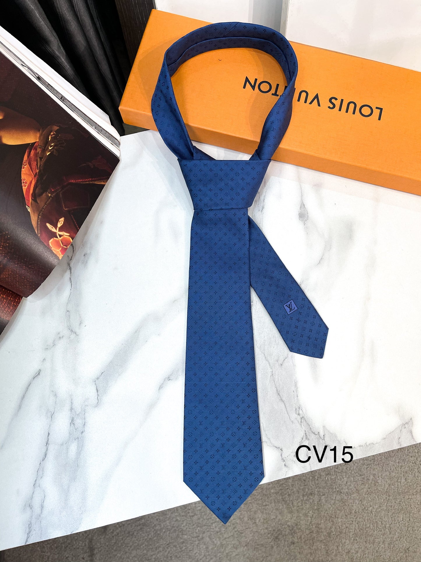 Cà Vạt LV New