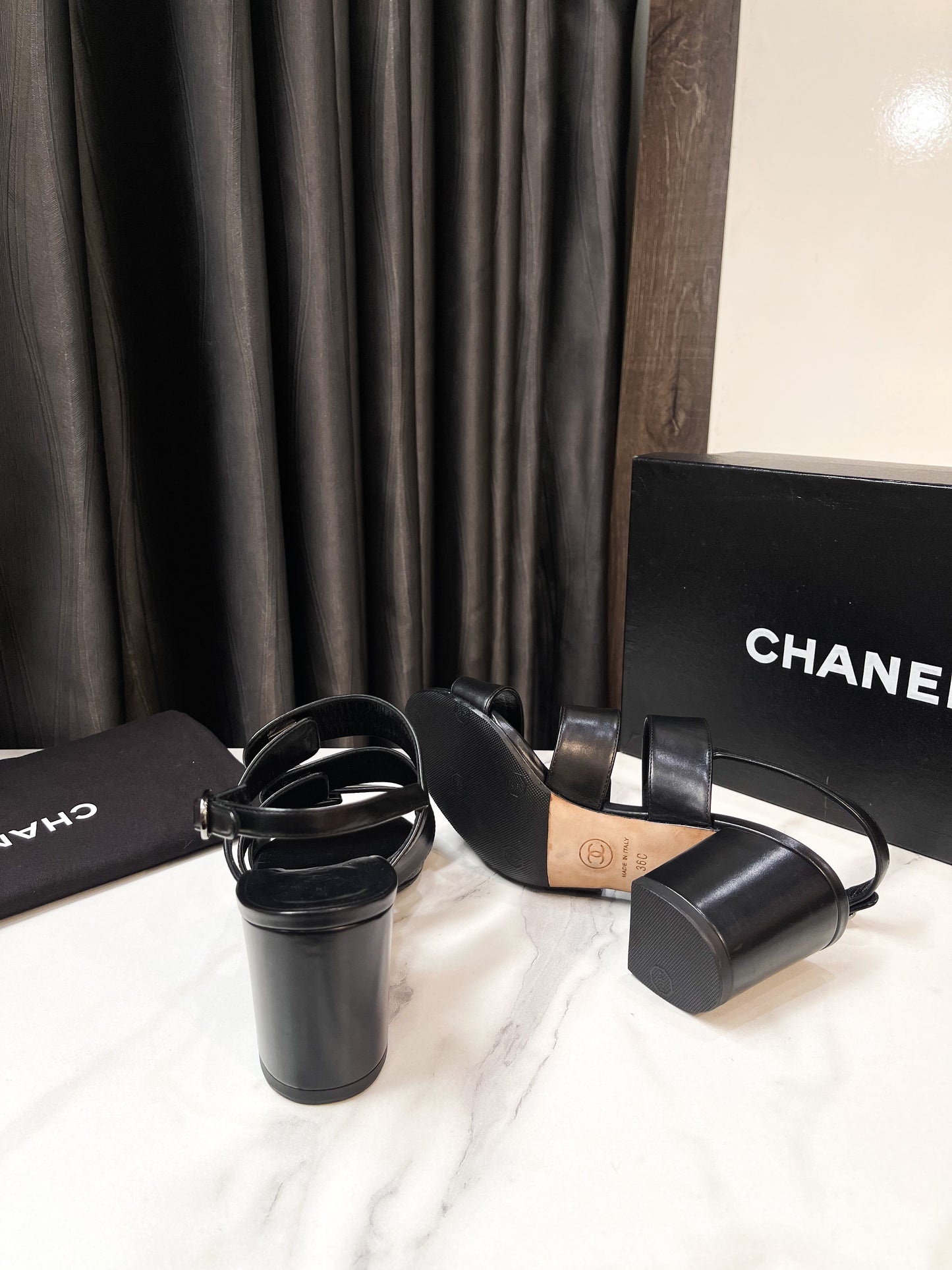 Sandal Chanel