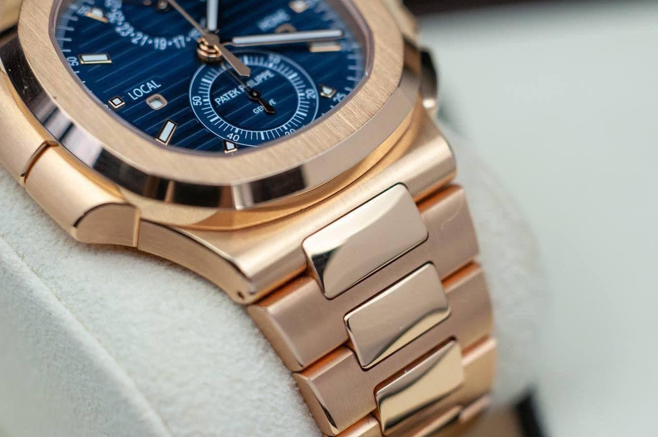 Đồng Hồ Patek Philippe Nautilus 5990/1R