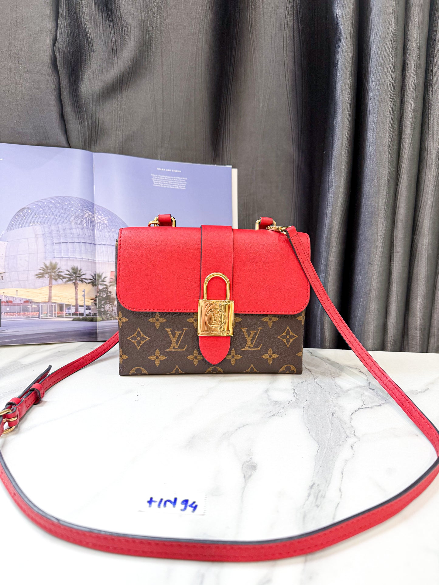 A A LV Locky Đỏ HN94