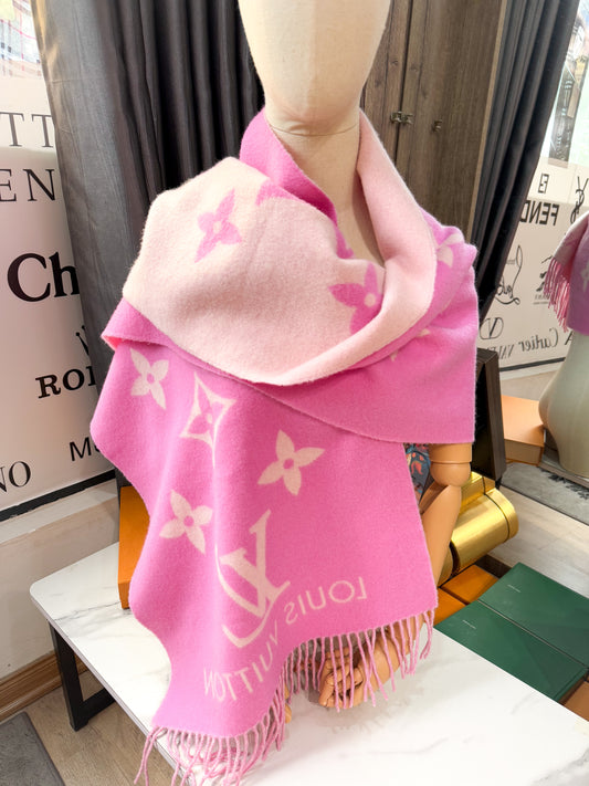 Khăn LV Cashmere Hồng