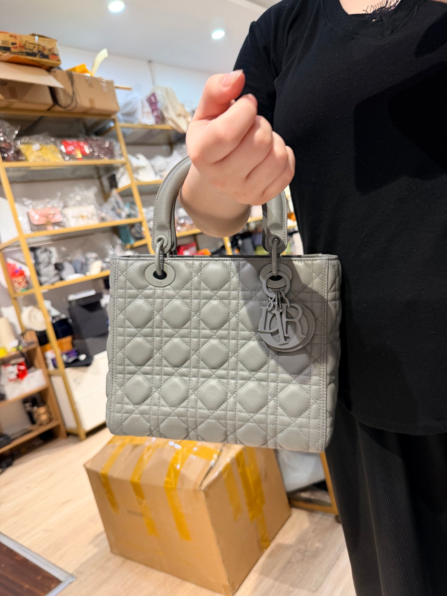 A A Dior Lady M Grey TV126