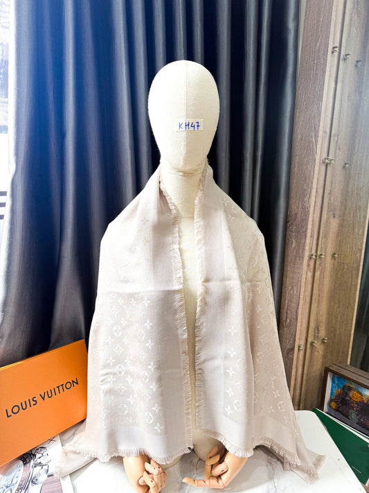 Khăn LV Khổ 140x140 KH47 21/11