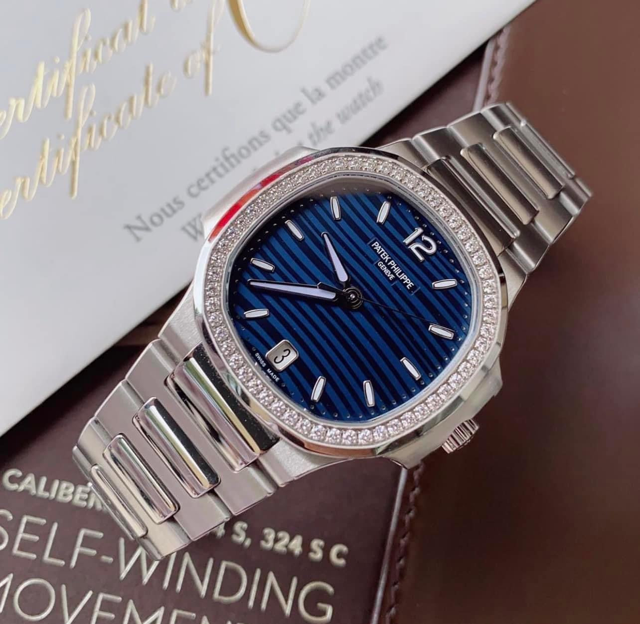 Đồng Hồ Patek Philippe Nautilus 7118/1200A Blue