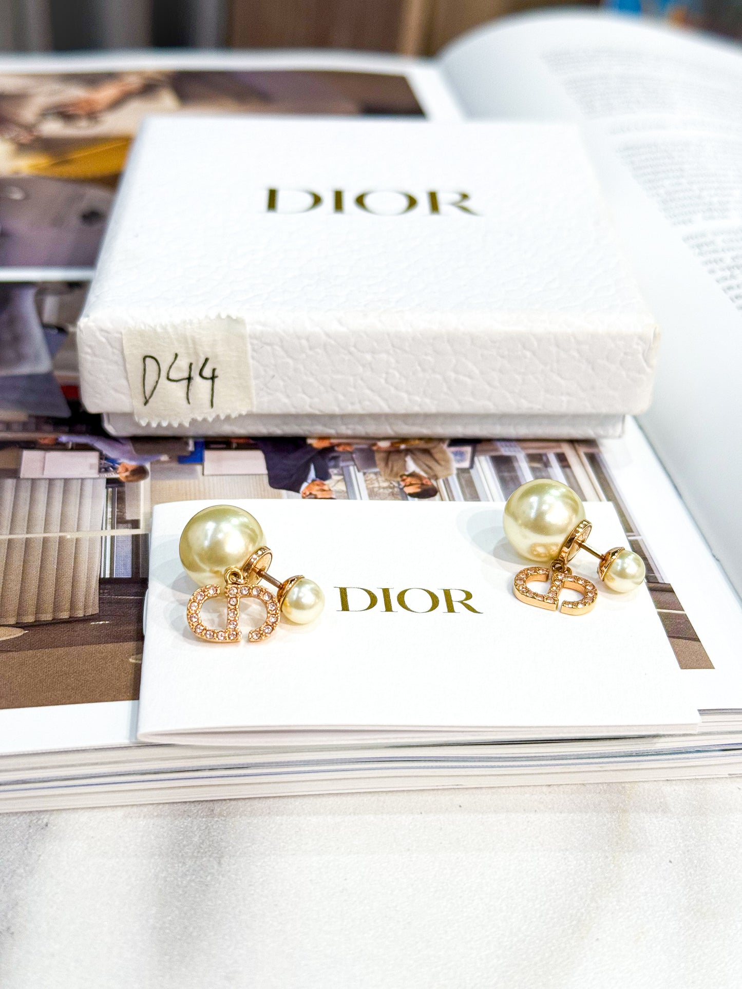 Khuyên Tai Dior D44