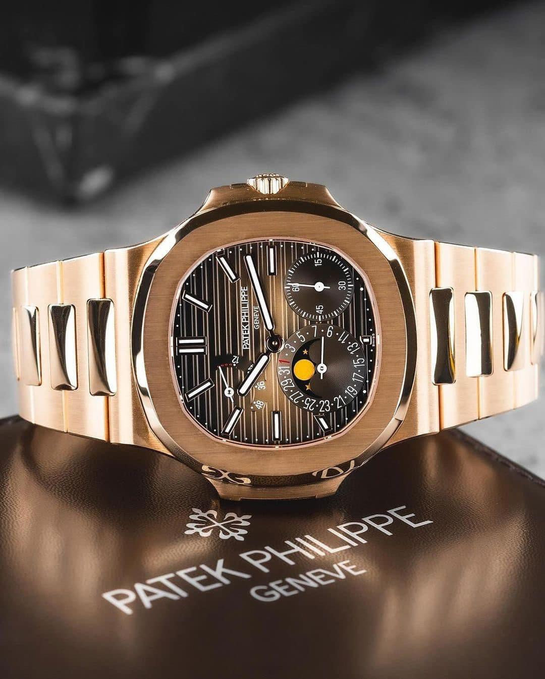 Đồng Hồ Patek Philippe 5712/1R Rose Gold