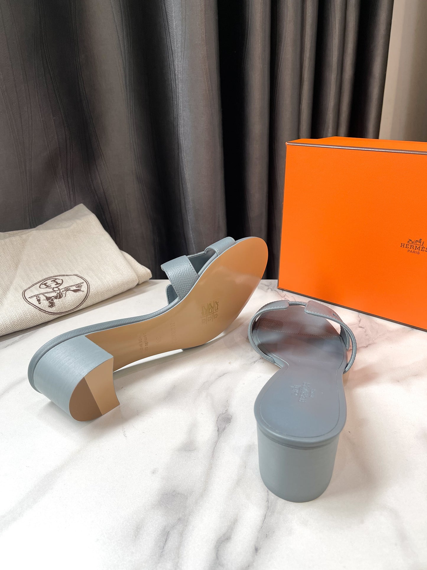 Guốc Hermes New Size 38