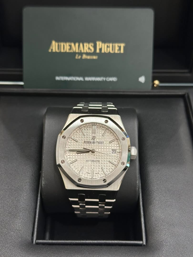 Đồng Hồ Audemars Piguet Royal Oak 15450ST White Dial 37mm