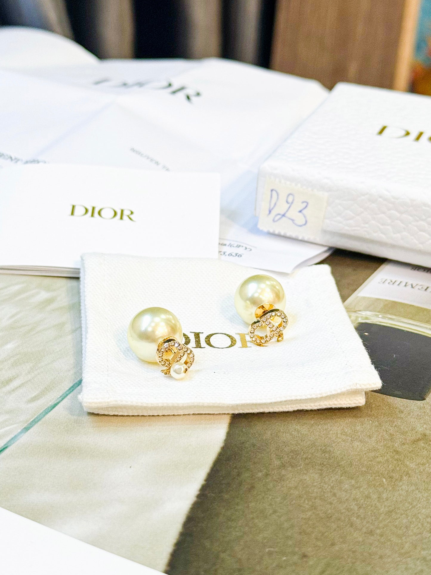 Khuyên Tai Dior New D23