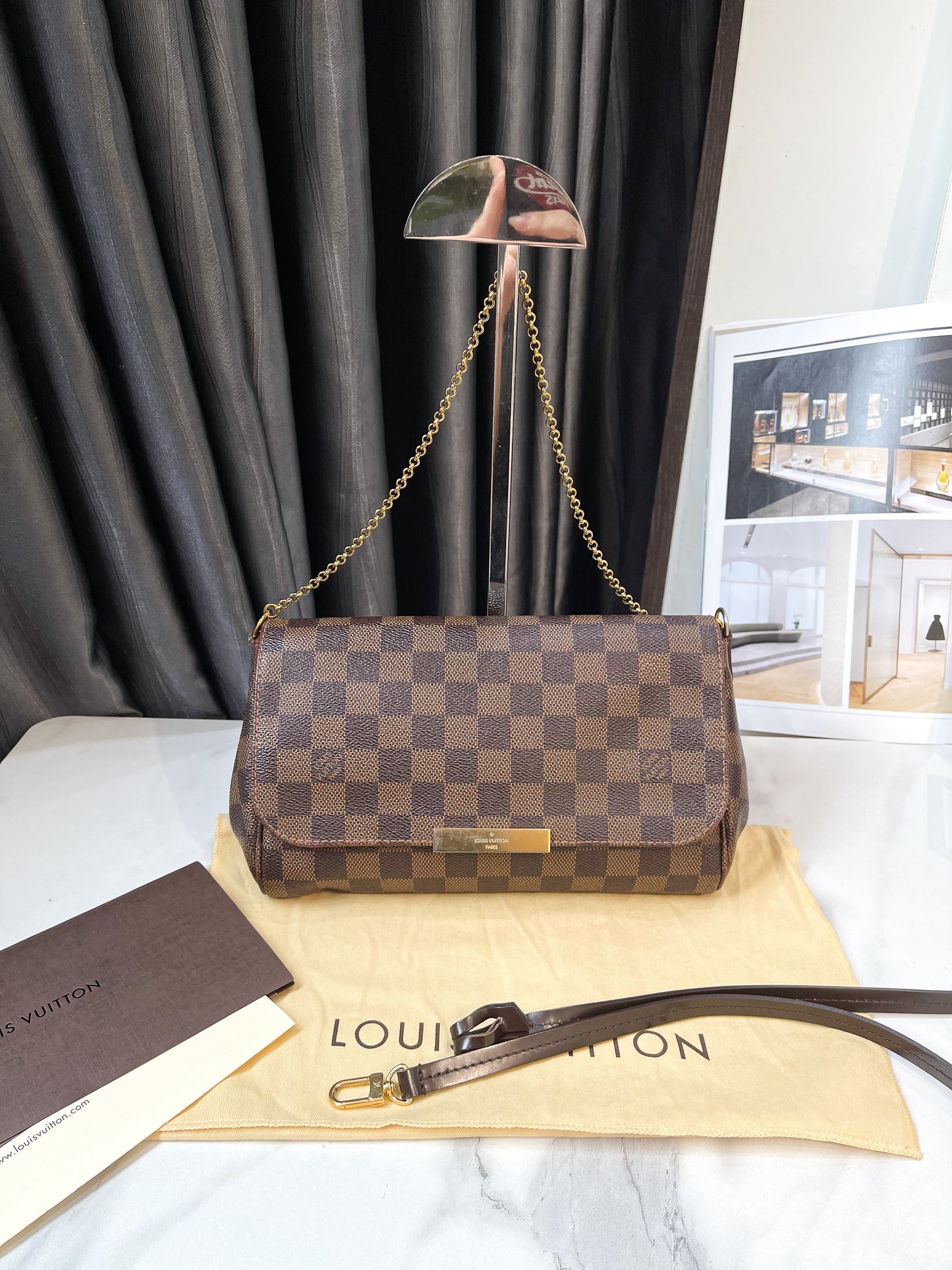 LV FVR Damier MM