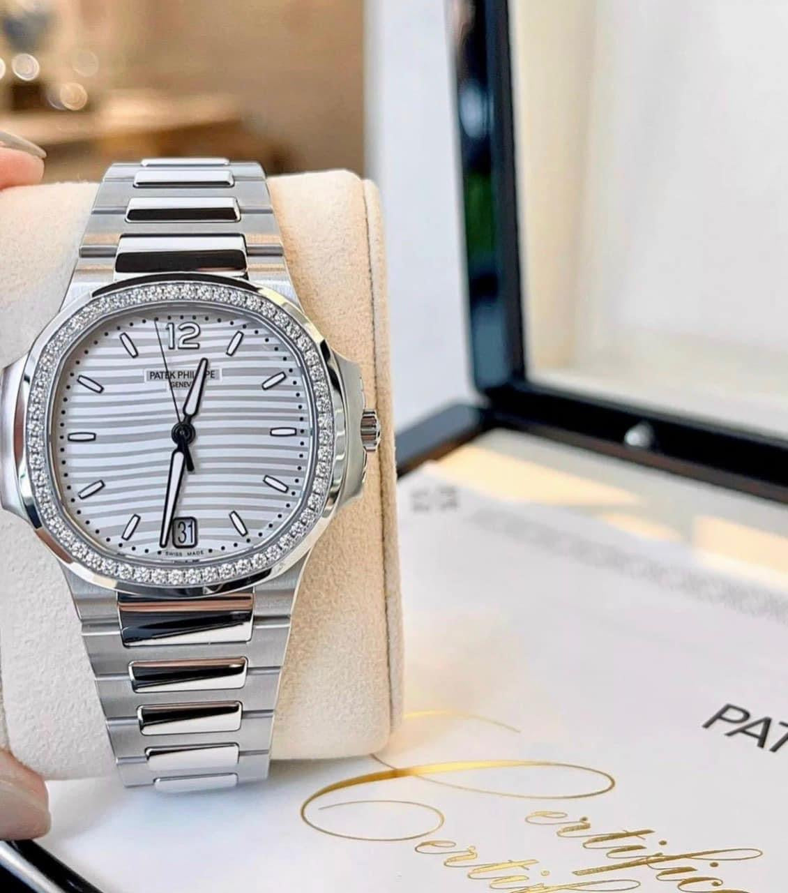 Đồng Hồ Patek Philippe 7118/1200A