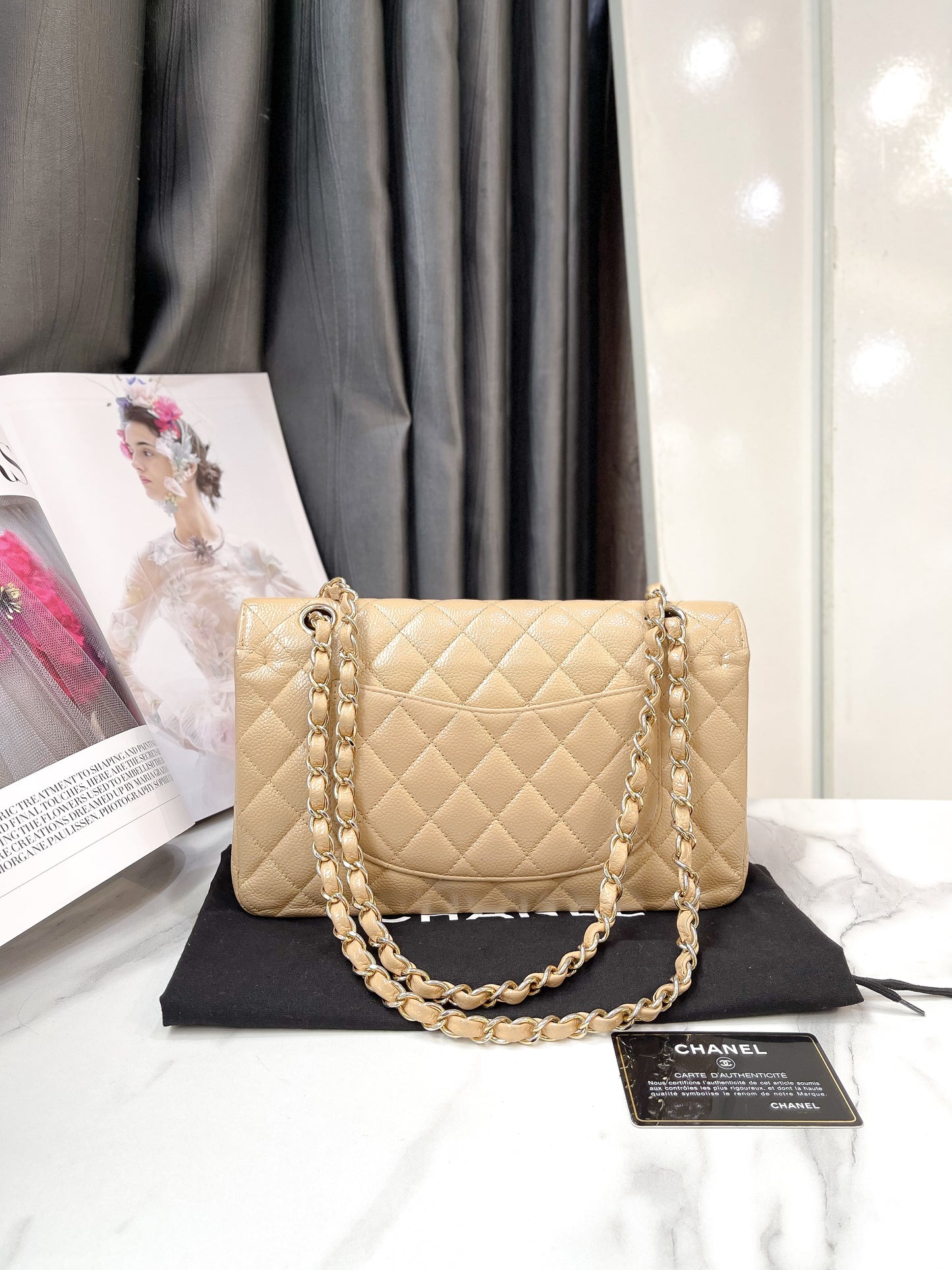 Chanel Classic M Begie