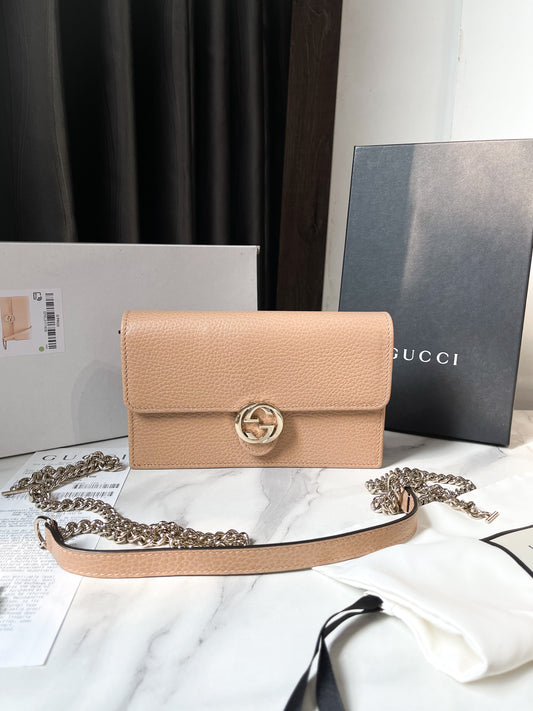 A Gucci Woc New